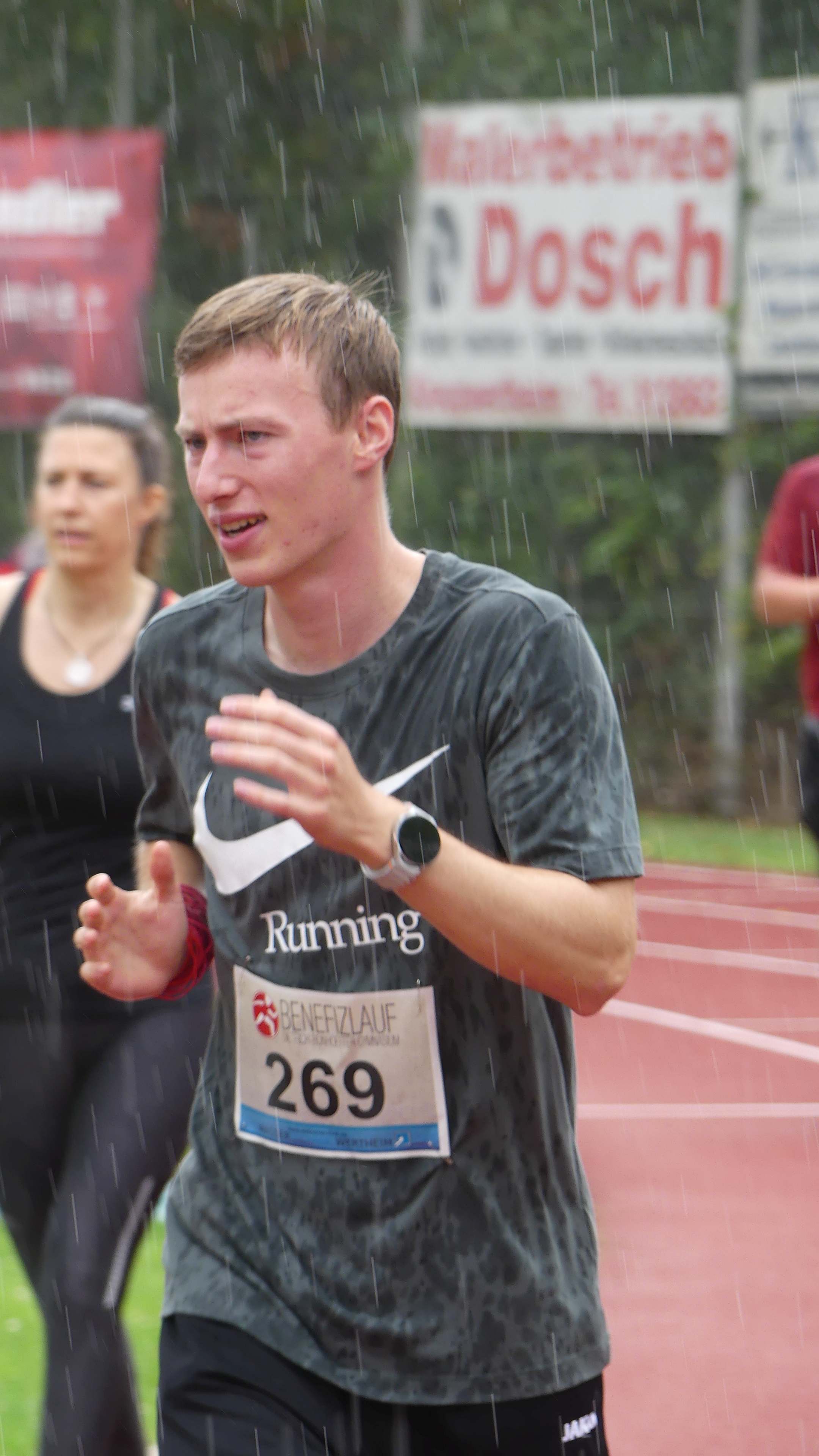 Bild vom 15. Benefizlauf im Jahr 2025. Dies ist das 431. Bild.